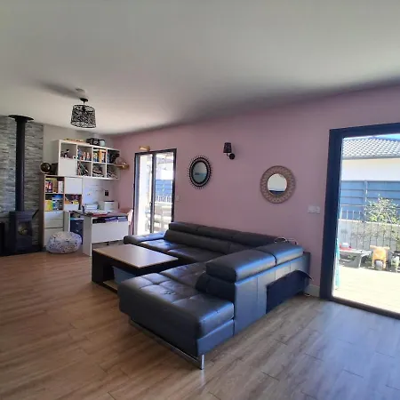 Casa Famiglia Villa *
